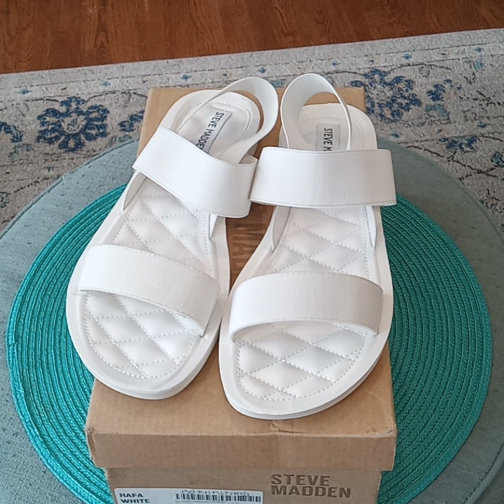 Steve Madden women's sandals-LIKE NEW